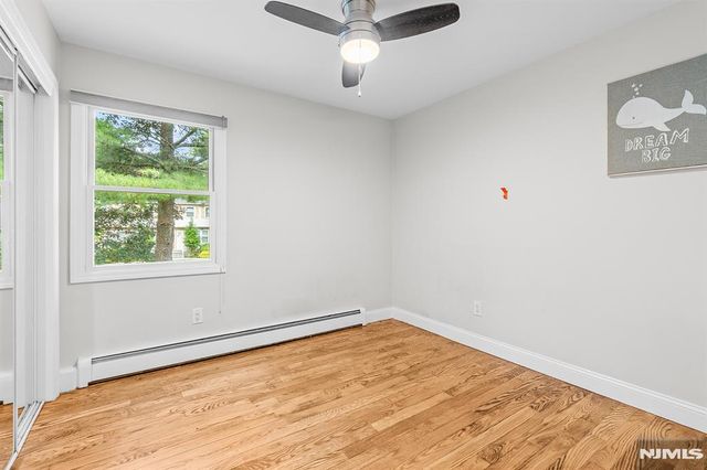 21 Kennedy Circle, Closter, NJ 07624