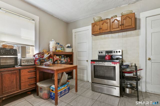 570 Broadview Terrace, Hartford, CT 06106