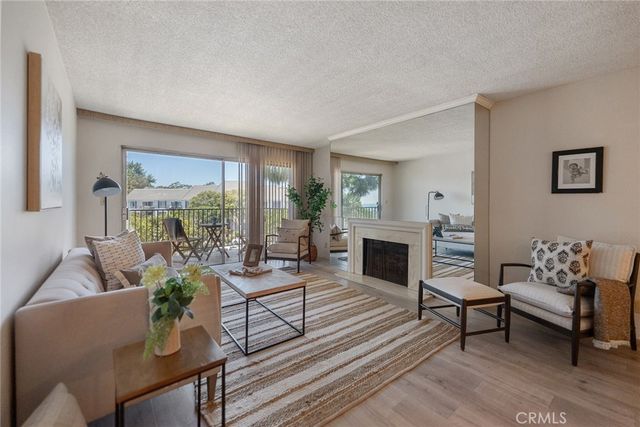 102 Scholz 234, Newport Beach, CA 92663