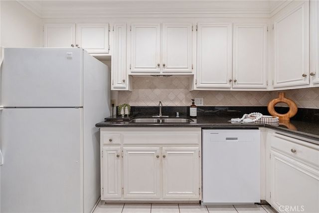 102 Scholz 234, Newport Beach, CA 92663
