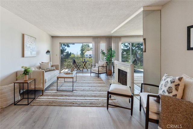 102 Scholz 234, Newport Beach, CA 92663