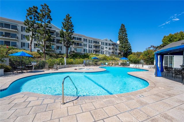 102 Scholz 234, Newport Beach, CA 92663