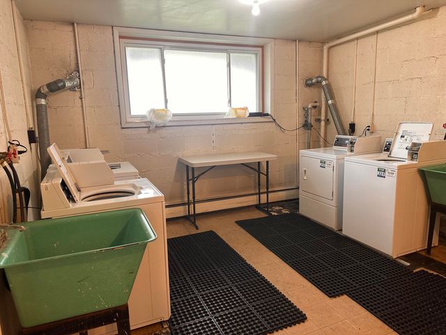 4921 N Crooks Road N-10, Royal Oak City, MI 48073