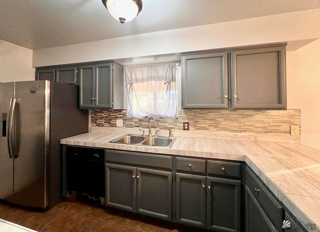 4233 W 21 Pl, Yuma, AZ 85364