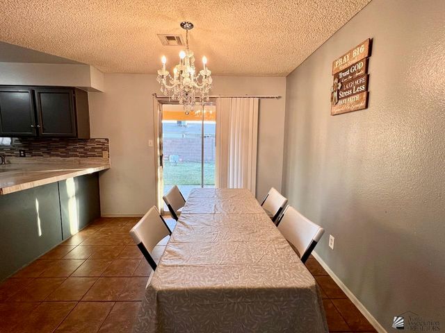 4233 W 21 Pl, Yuma, AZ 85364