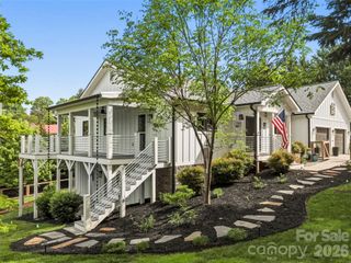 1797 N Main Street, Hendersonville, NC 28792