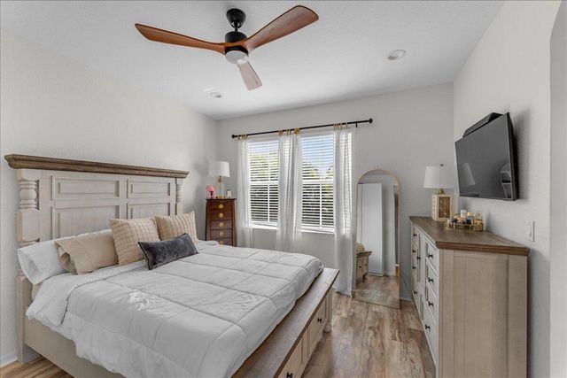 128 Lake Monterey Circle, Boynton Beach, FL 33426