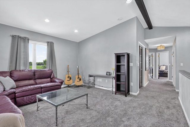 5542 E L T Townline Road, Beloit, WI 53511