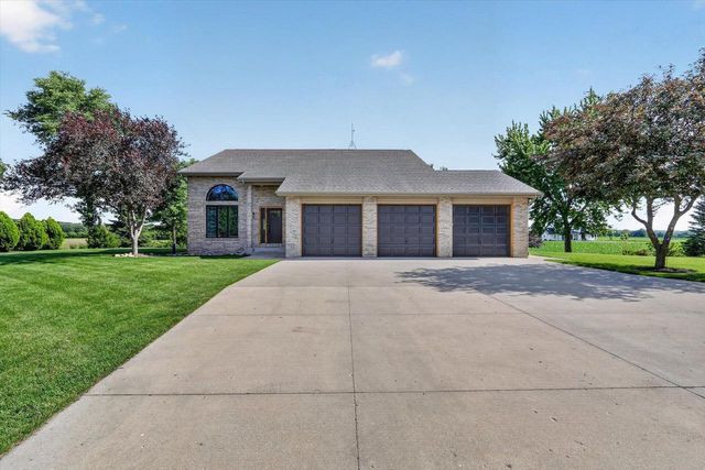 5542 E L T Townline Road, Beloit, WI 53511