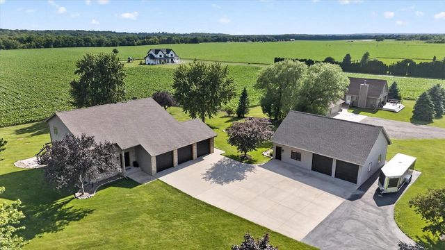 5542 E L T Townline Road, Beloit, WI 53511