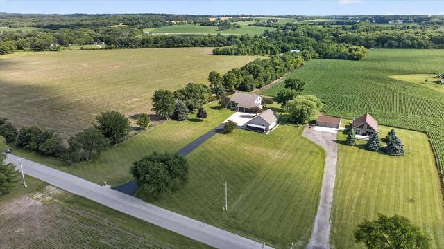 5542 E L T Townline Road, Beloit, WI 53511