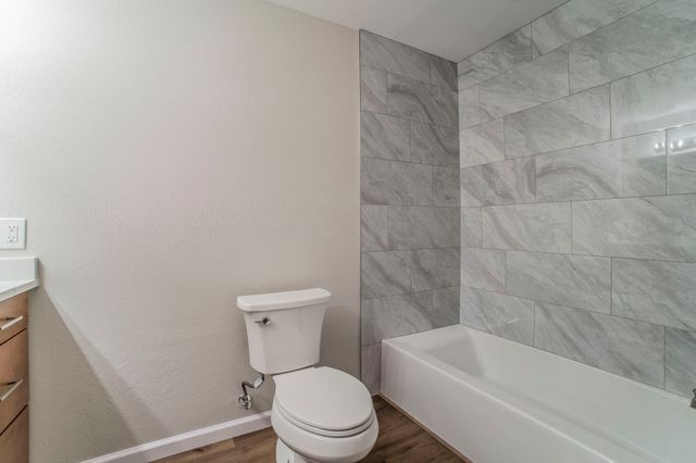 4901 Curzon Avenue 105, Fort Worth, TX 76107