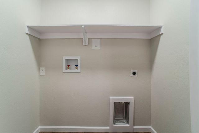 4901 Curzon Avenue 105, Fort Worth, TX 76107