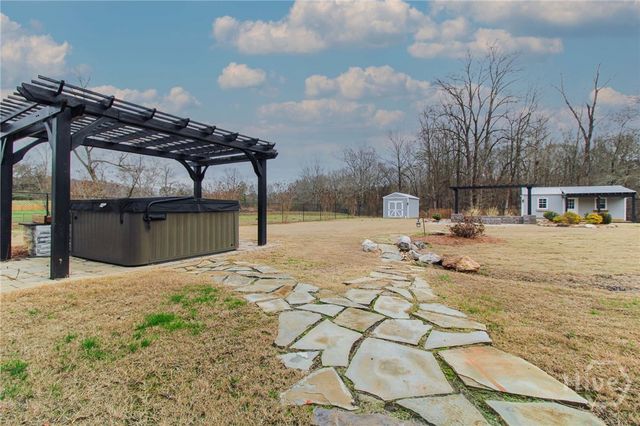 394 Glenn Trail, Winder, GA 30680