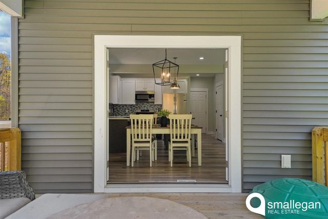 627 S Walker Road, Muskegon, MI 49442