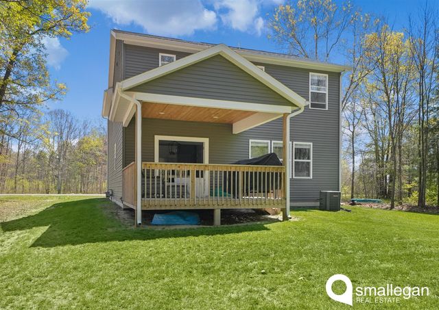 627 S Walker Road, Muskegon, MI 49442