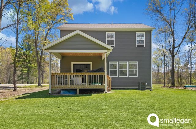 627 S Walker Road, Muskegon, MI 49442