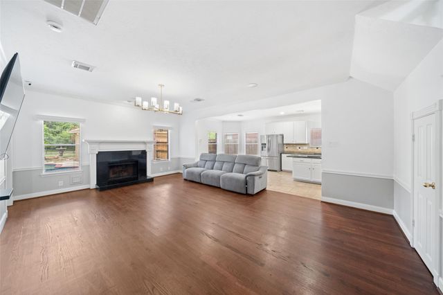 12018 Mckinney Falls Lane, Sugar Land, TX 77498