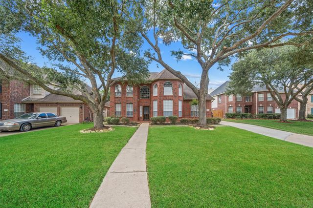 12018 Mckinney Falls Lane, Sugar Land, TX 77498
