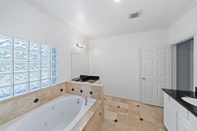 12018 Mckinney Falls Lane, Sugar Land, TX 77498