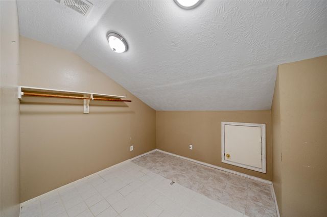 12018 Mckinney Falls Lane, Sugar Land, TX 77498