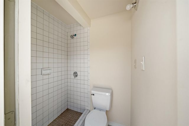 12018 Mckinney Falls Lane, Sugar Land, TX 77498