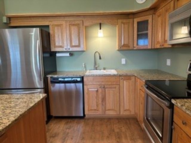 2027 Balmoral Dr, Kerrville, TX 78028