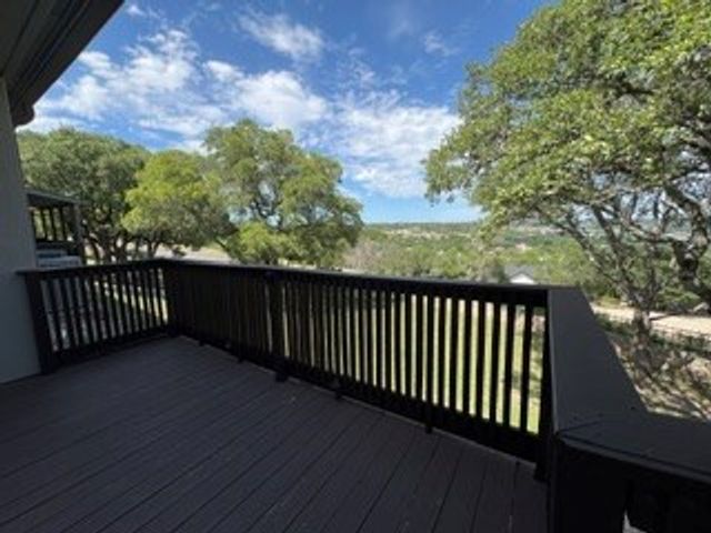 2027 Balmoral Dr, Kerrville, TX 78028