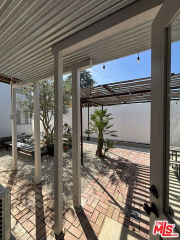 751 18th Street A, Santa Monica, CA 90402