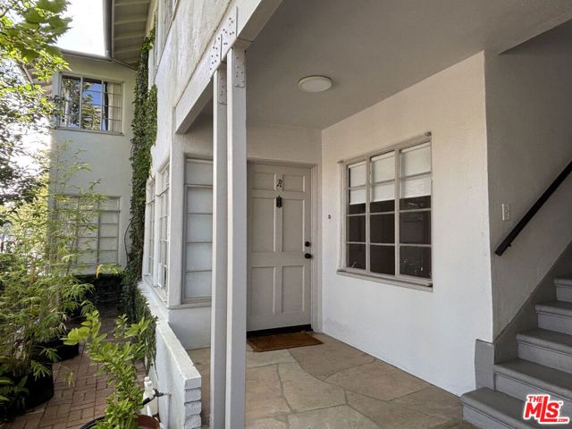 751 18th Street A, Santa Monica, CA 90402