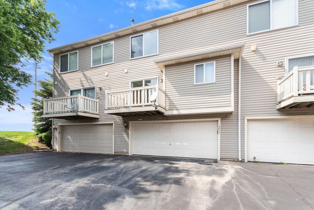 2611 Canyon Drive 2611, Plainfield, IL 60586