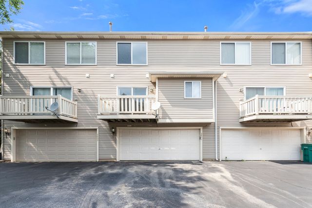 2611 Canyon Drive 2611, Plainfield, IL 60586
