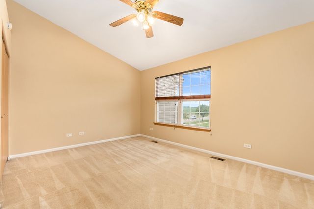 2611 Canyon Drive 2611, Plainfield, IL 60586
