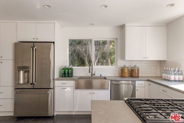 3123 Berkeley Avenue, Los Angeles, CA 90026