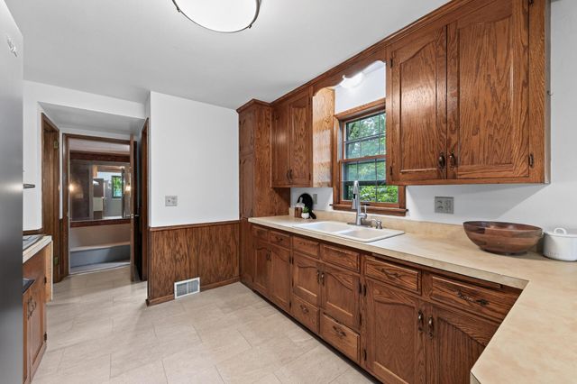 2509 119th Avenue NW, Coon Rapids, MN 55433
