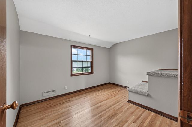 2509 119th Avenue NW, Coon Rapids, MN 55433