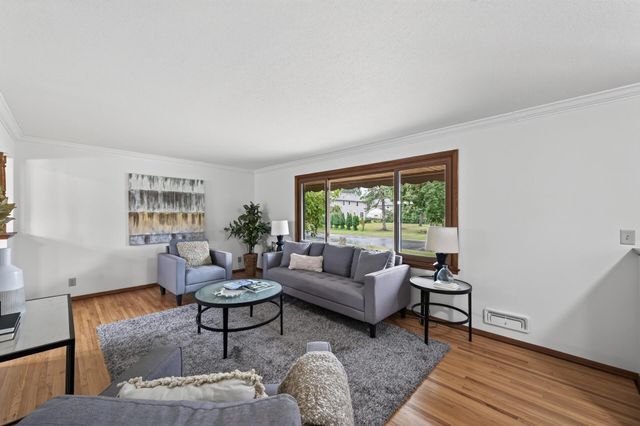 2509 119th Avenue NW, Coon Rapids, MN 55433