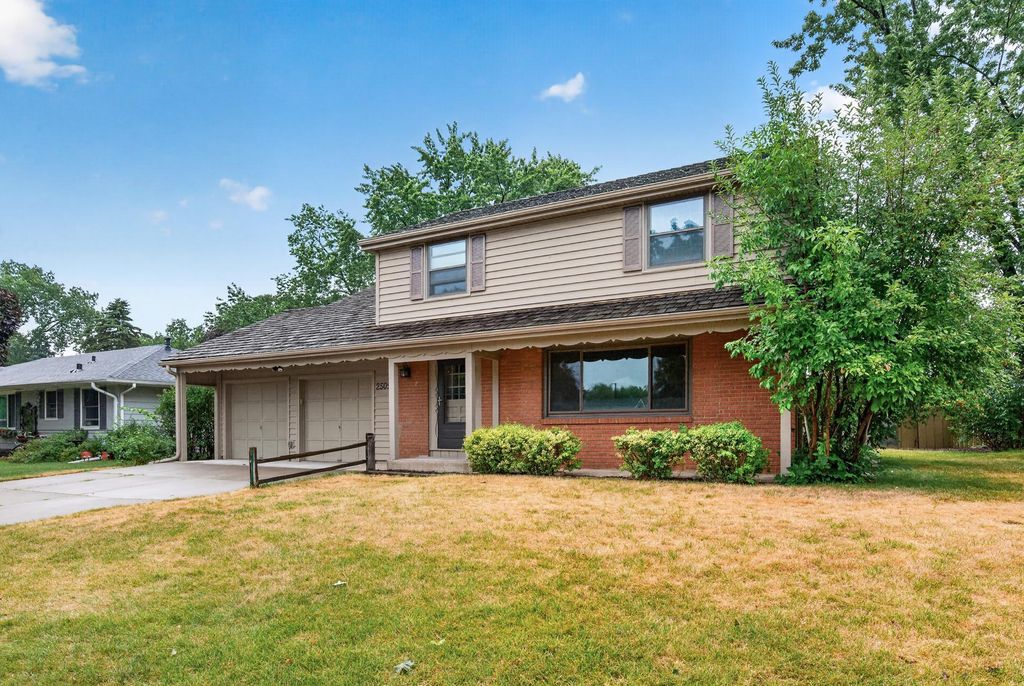 2509 119th Avenue NW, Coon Rapids, MN 55433
