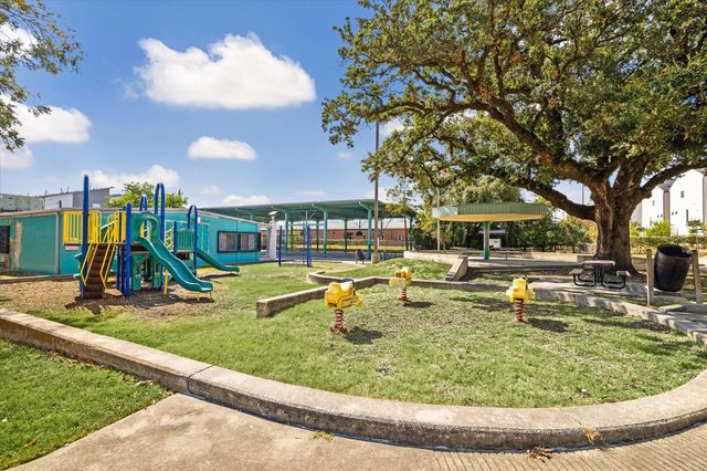 414 N Live Oak Street A, Houston, TX 77003