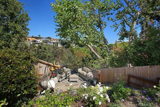 554 Hazel Drive, Corona Del Mar, CA 92625