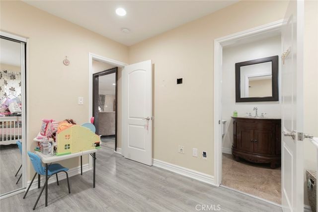 4710 Ventura Canyon Avenue, Sherman Oaks, CA 91423