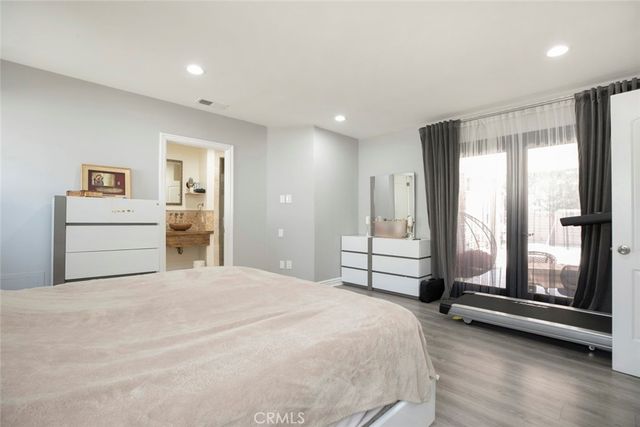 4710 Ventura Canyon Avenue, Sherman Oaks, CA 91423