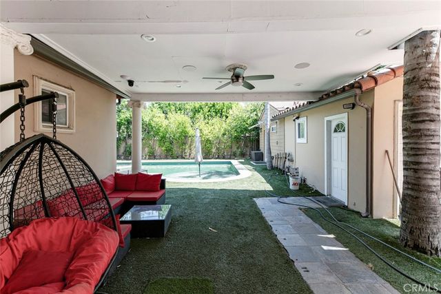 4710 Ventura Canyon Avenue, Sherman Oaks, CA 91423