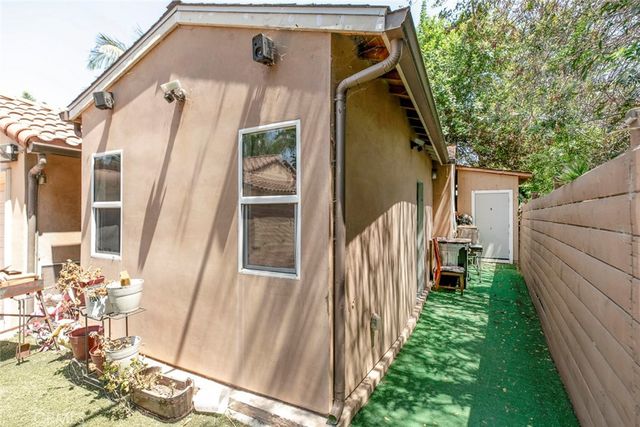 4710 Ventura Canyon Avenue, Sherman Oaks, CA 91423
