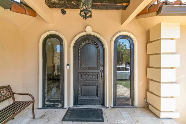 4710 Ventura Canyon Avenue, Sherman Oaks, CA 91423