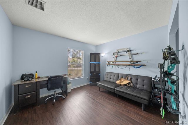 2720 W Royal Palm Drive, Citrus Springs, FL 34434