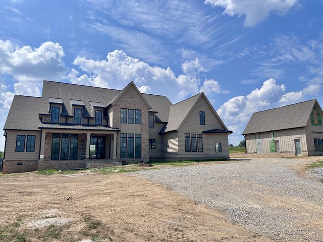 1855 Savannah Springs Dr, Franklin, TN 37064