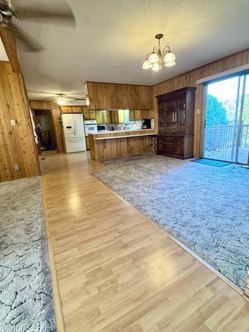 959 Twin Points Rd, Hot Springs, AR 71913