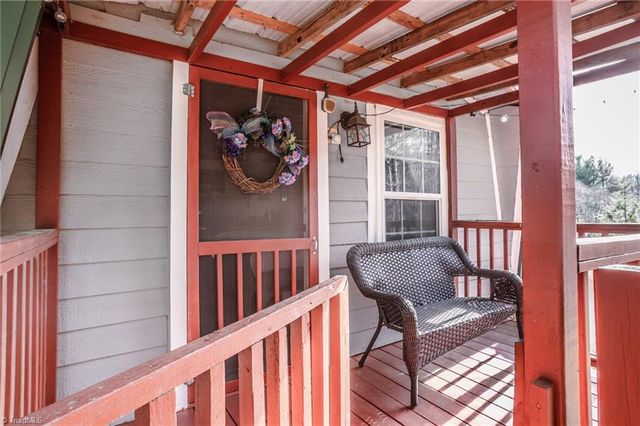 6414 Summit Road, Purlear, NC 28665