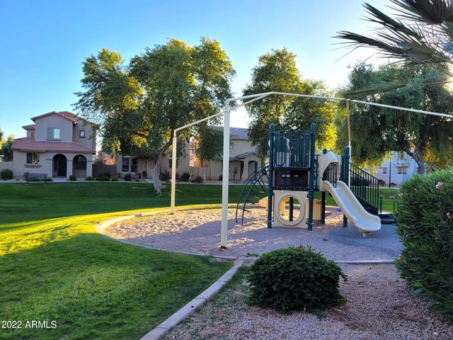 1930 E HARRISON Street, Gilbert, AZ 85295